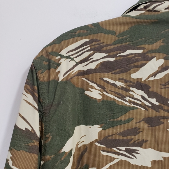 Levi's Camouflage lightweight lined jacket - Picture 10 of 14